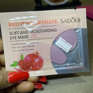 Moisturizing Eye Mask